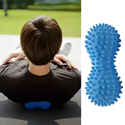 Boule de massage on voie une femme qui masse son dos