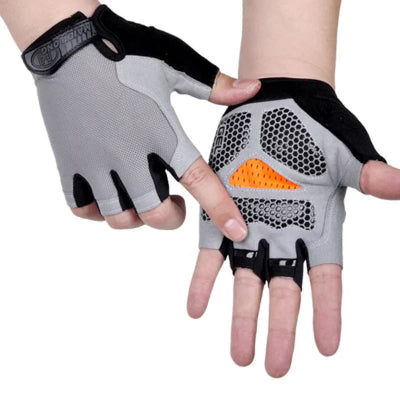 Gant musculation photo montrant les gants gris avec tirettes au doigt pour enlever facilement