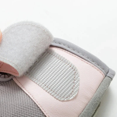 Gant musculation photo montrant le poignet a velcro