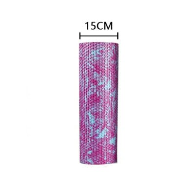 Rouleau de massage rose et turquoise avec un diametre de quinze centimetres position vertical