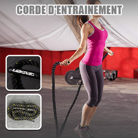 Femme fait corde a sauter lestee