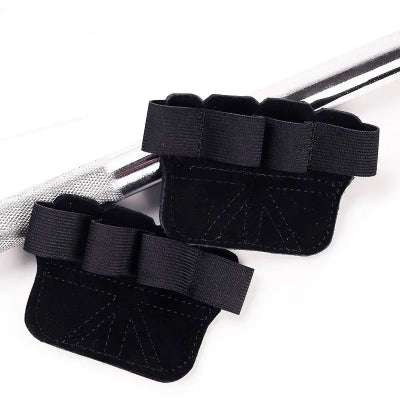 Gant musculation montrer en noir appuye sur ne basse entrainement