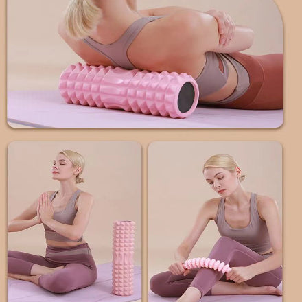 Rouleau de massage femme en position de yoga