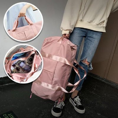 Sac de sport rose femme debout