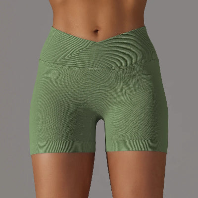 Vert short de sport femme de face